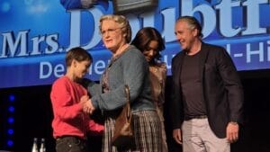Musical "Mrs. Doubtfire": Verantwortliche geben bei Pressekonferenz erste Details preis &raquo; Mrs. Doubtfire