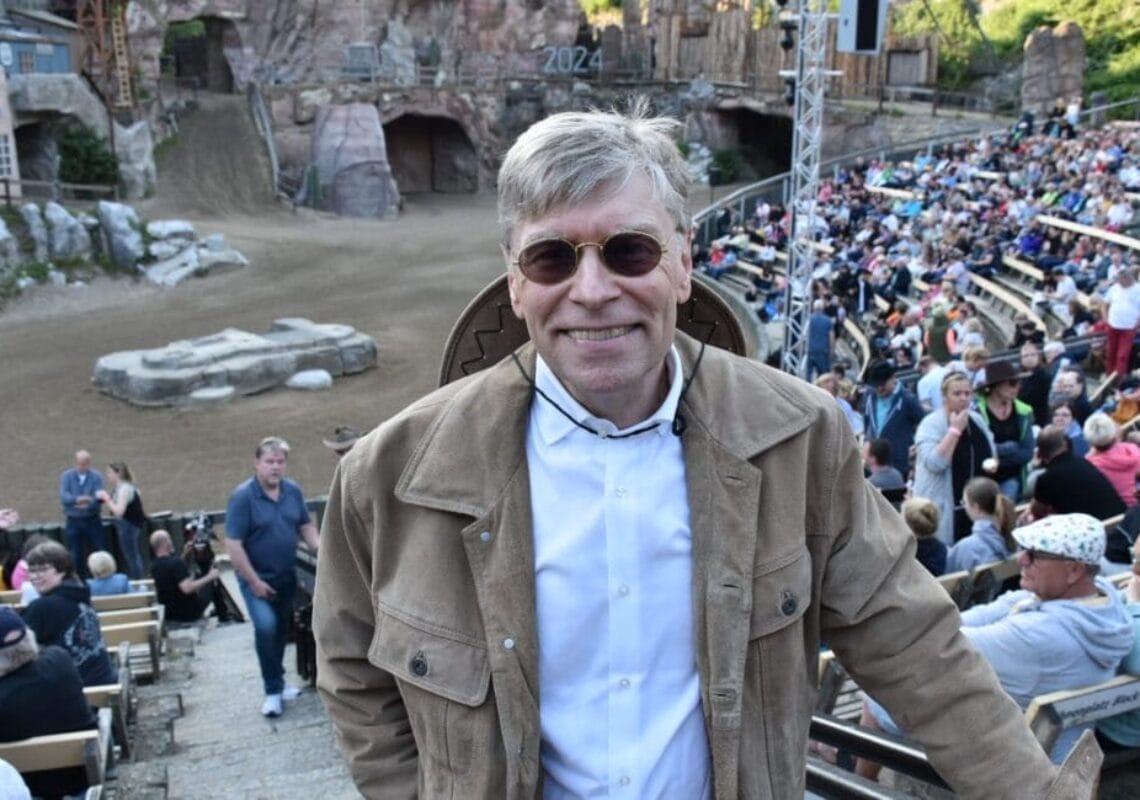 grosse-premiere-von-winnetou-ii-ribanna-und-old-firehand-diese-stars-waren-im-publikum-(10)
