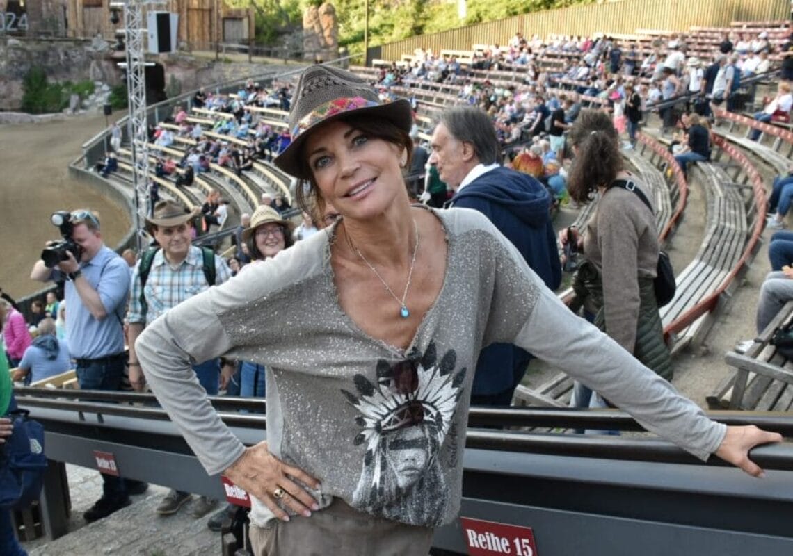 grosse-premiere-von-winnetou-ii-ribanna-und-old-firehand-diese-stars-waren-im-publikum-(3)