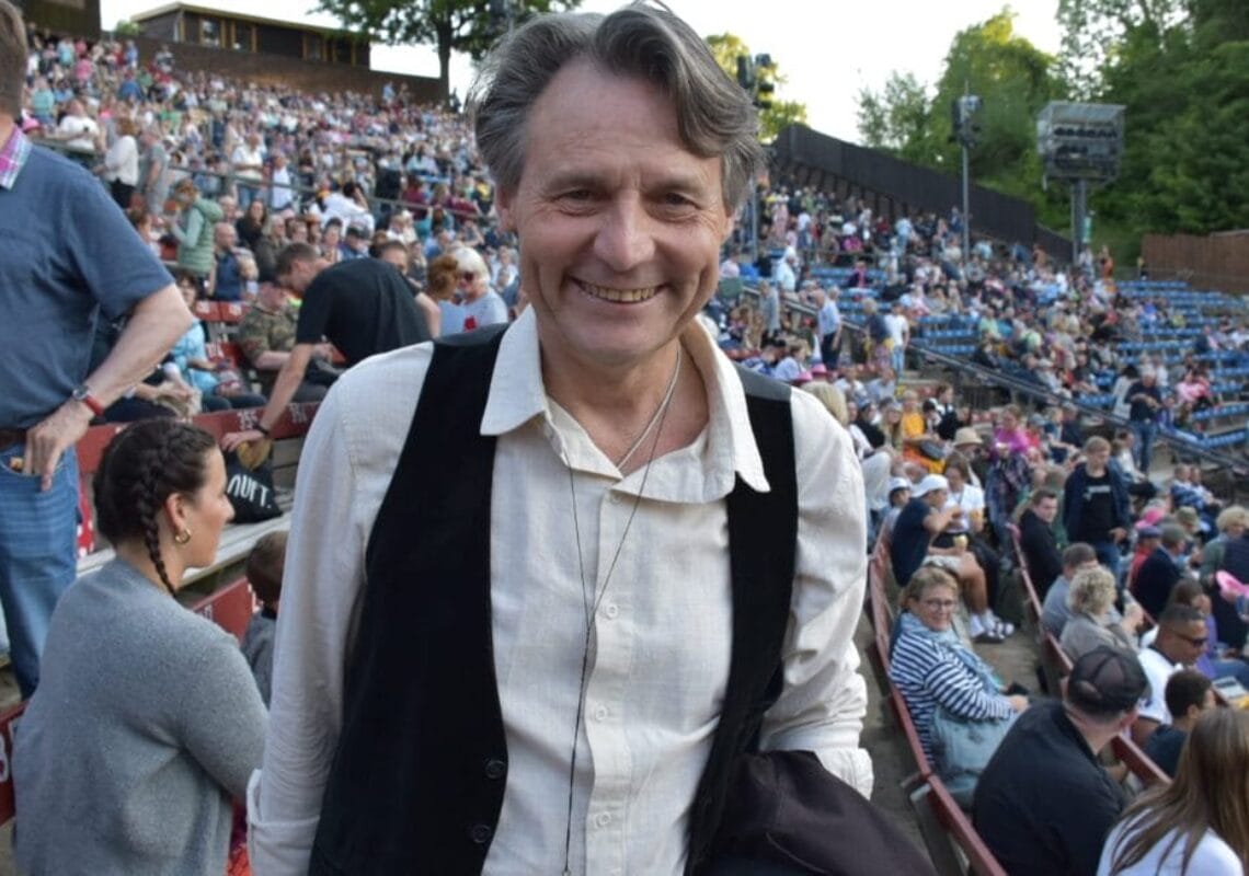 grosse-premiere-von-winnetou-ii-ribanna-und-old-firehand-diese-stars-waren-im-publikum-(4)