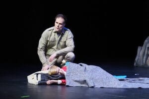Musical-Kritik zu "Der kleine Prinz" in Bremen: Kunstvolle Umsetzung des Romans, die zum Träumen einlädt &raquo; Der kleine Prinz